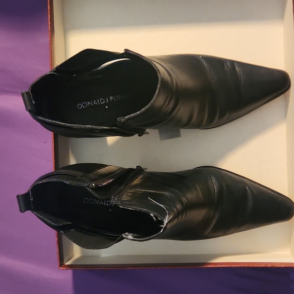 Black leather booties - Picture 4 of 4